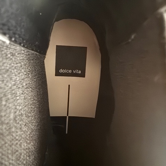 Black Suede Dolce Vita Hawk H2O booties 10m chunky block heel & lug sole - Picture 4 of 5